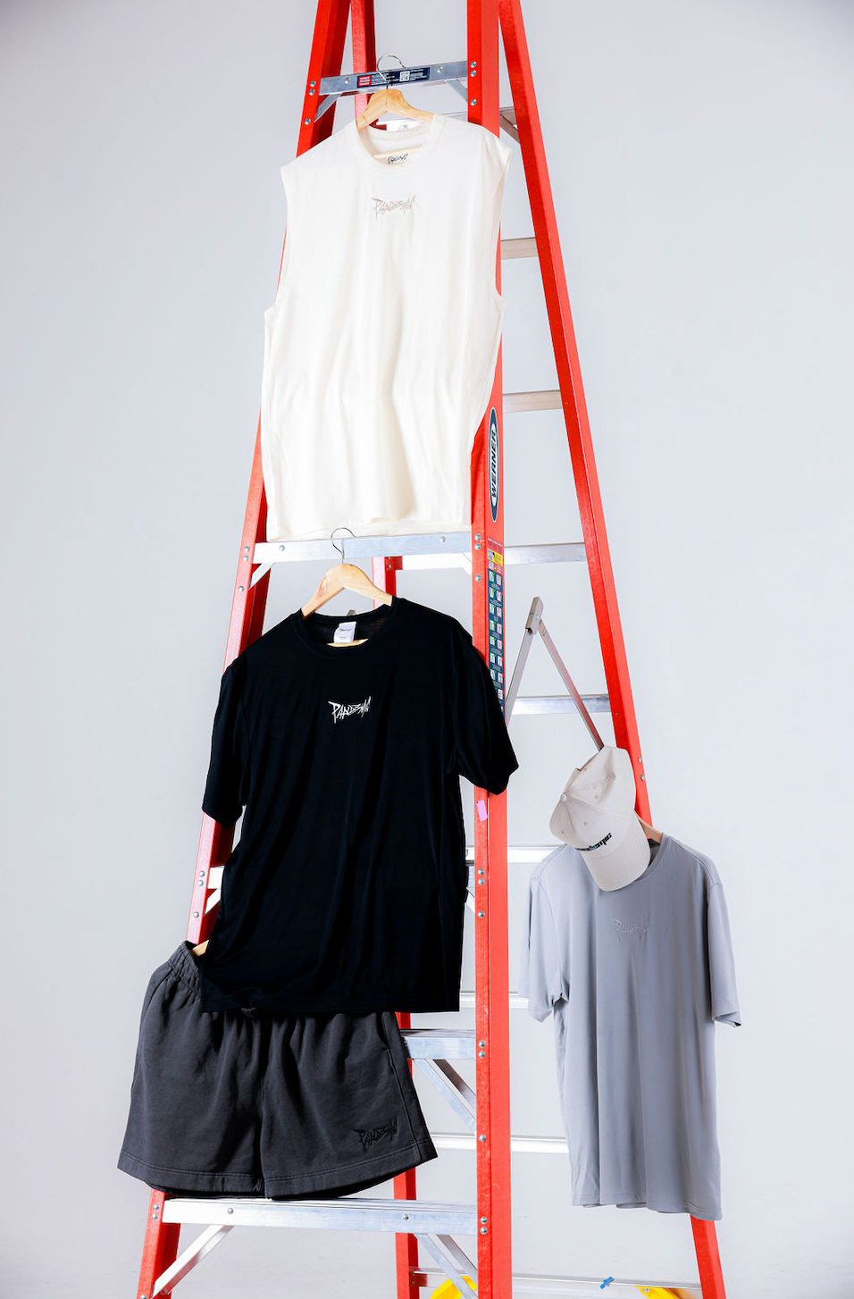 Relax Faded Track Shorts in Ash