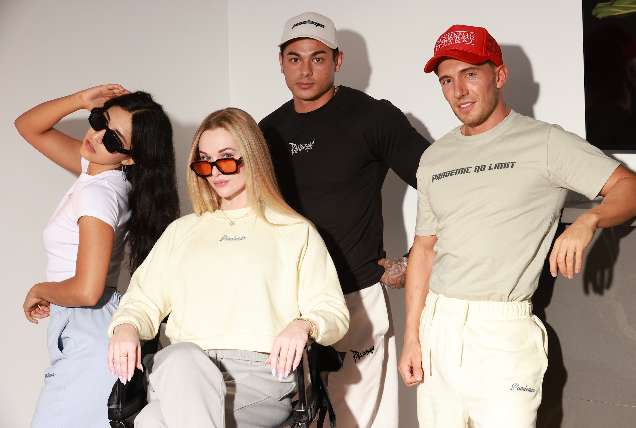 No Limit Raglan Fleece Sweatshirt in French Vanilla